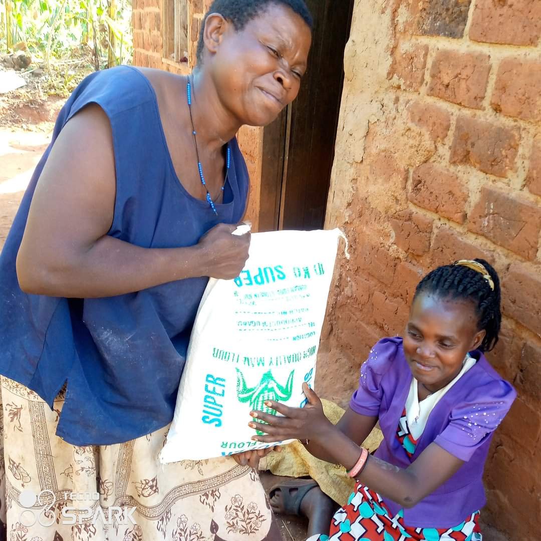 BLESSING HOMES WITH GIVING .