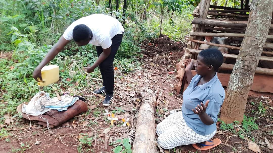 A WITCH DOCTOR GIVES HER LIFE TO JESUS !!
