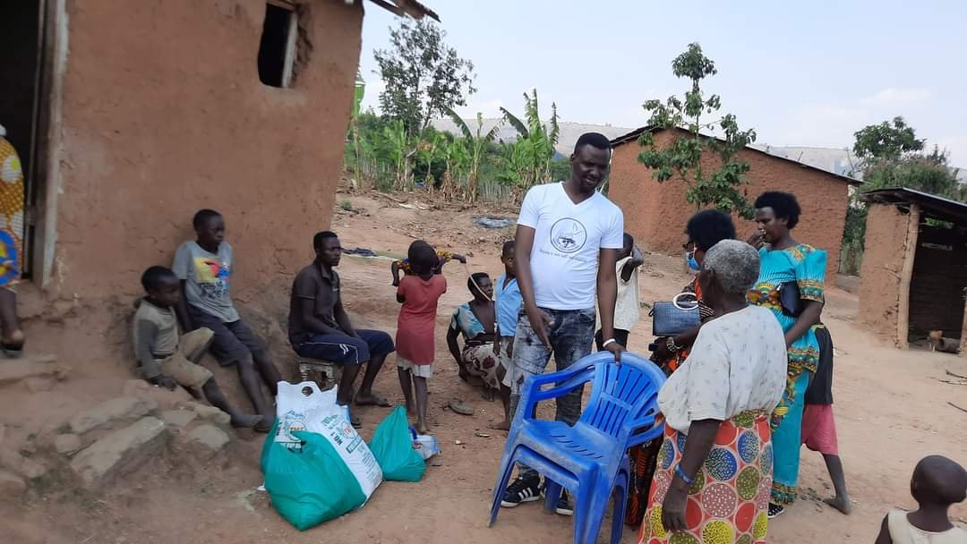 GOSPEL AND FOOD TI THE NEEDY.