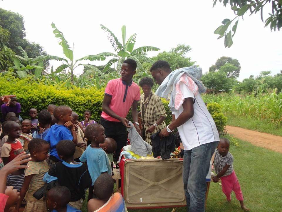 MASAKA CLOTHE DESTRIBUTION AND TEACHING !!!
