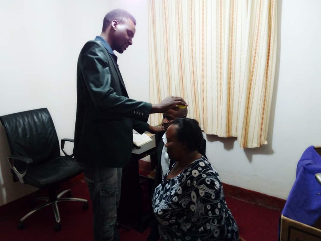 COMMISSIONING ,SENDING AND ORDAINING MINISTERS .
