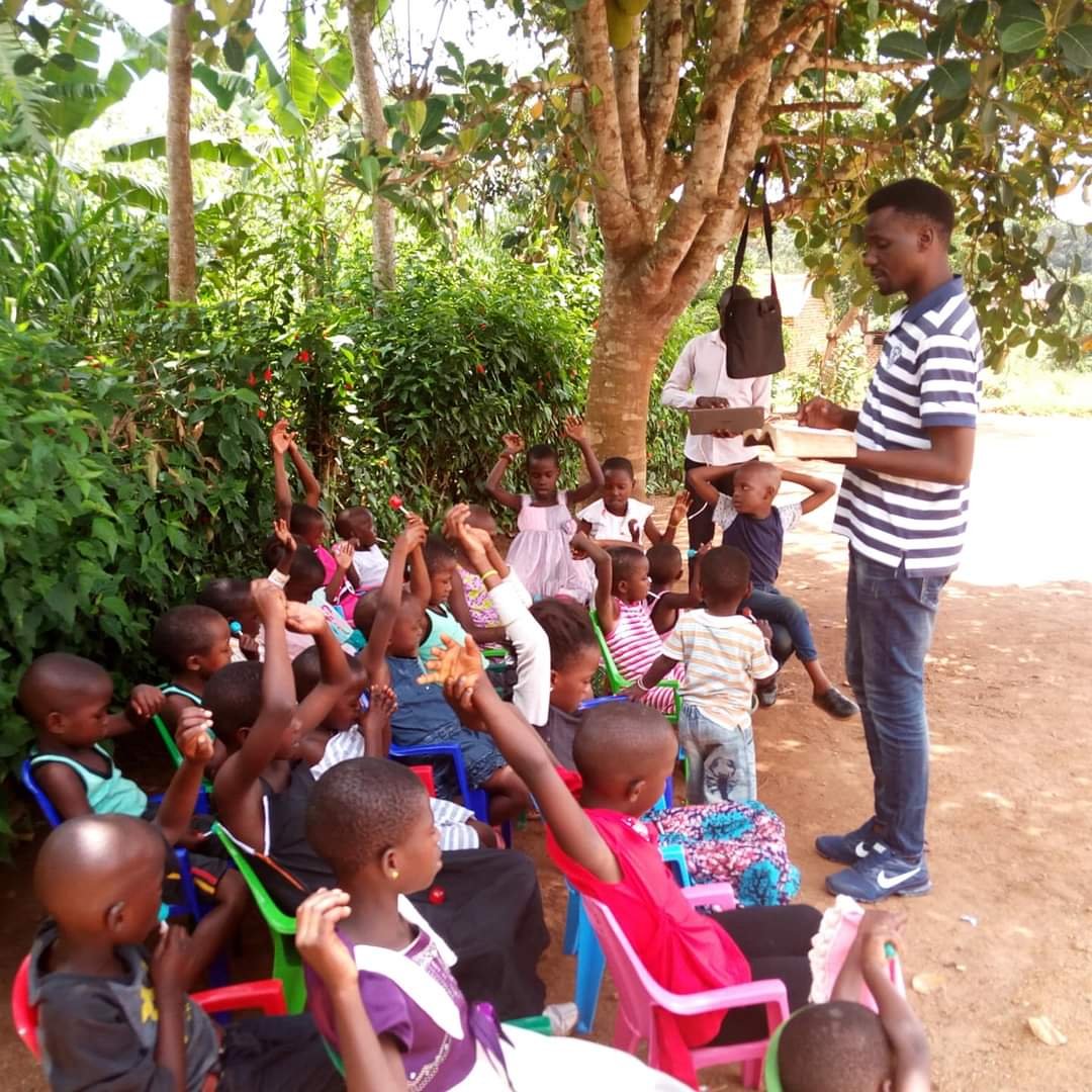 TEACHING CHILDREN THE WIRD IF GOD.