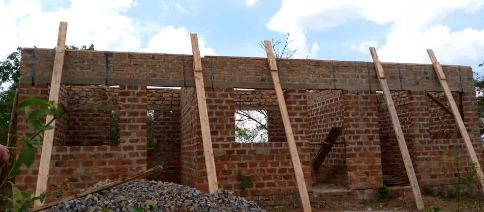 SCHOOL BUILDING ON ROOFING LEVEL WOW !!!!
