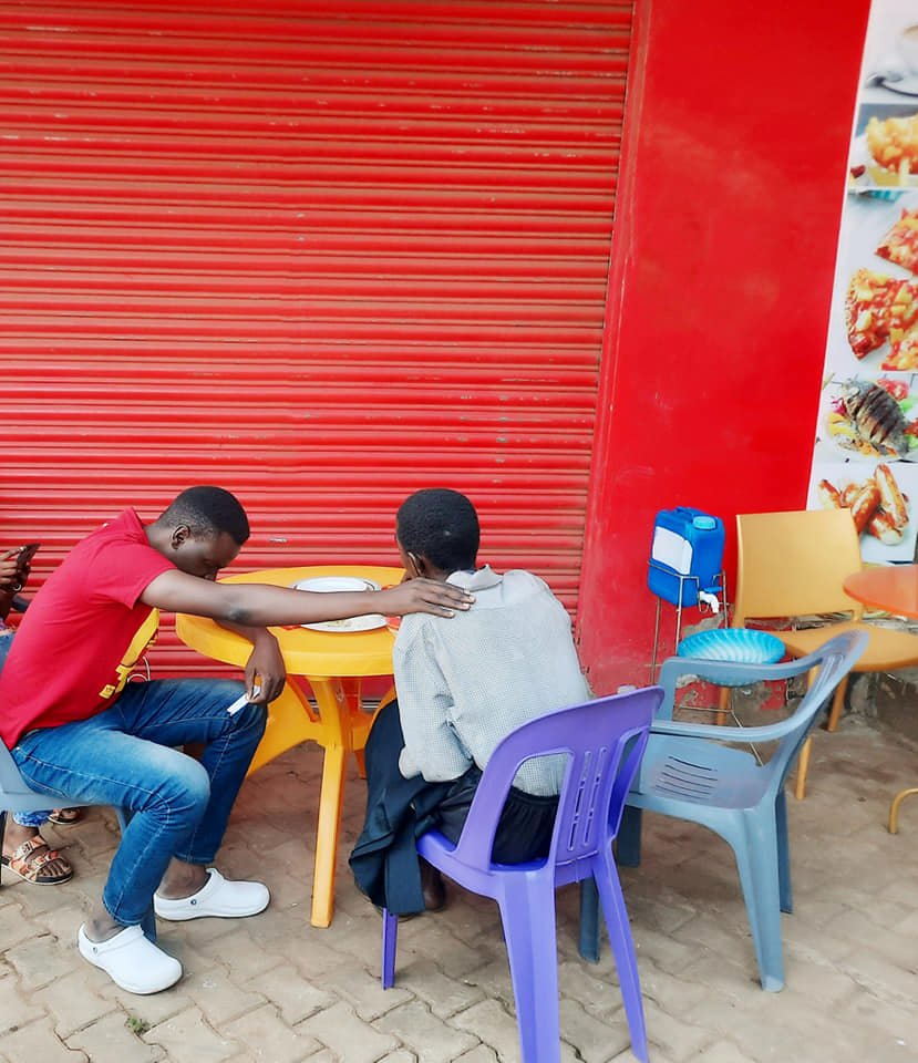 A STRANGER THAT NEEDED HELP WAS TOUCHED BY GOD !