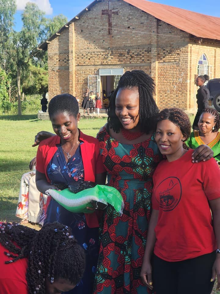 30 BLESSED WITH DELIVERANCE AND FOOD PROVISIONS.